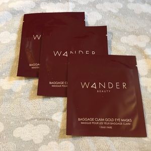 Wander “baggage claim gold eye” mask